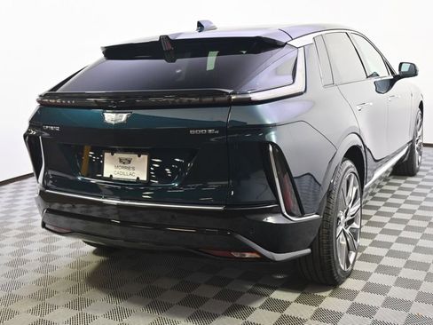 New 2025 Cadillac Lyriq Luxury w/ Nappa Leather Package AWD/4WD image 6
