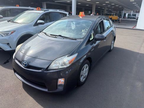 Used 2010 Toyota Prius Three FWD image 5