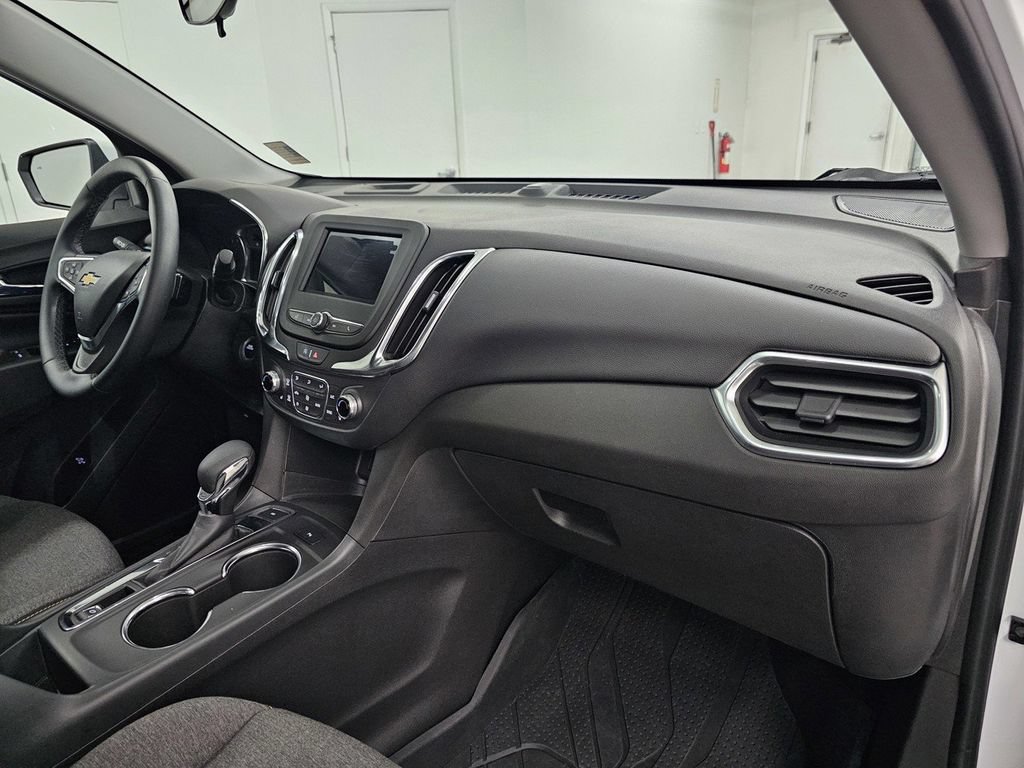 Used 2024 Chevrolet Equinox LT w/ LPO, Floor Liner Package AWD/4WD image 12