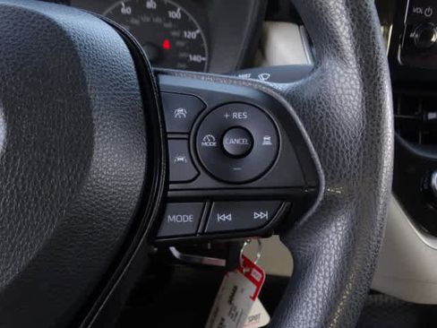 Used 2023 Toyota Corolla LE w/ Carpet Mat Package (TMS) image 36