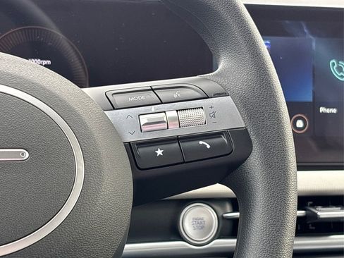 New 2026 Hyundai Tucson SE image 22