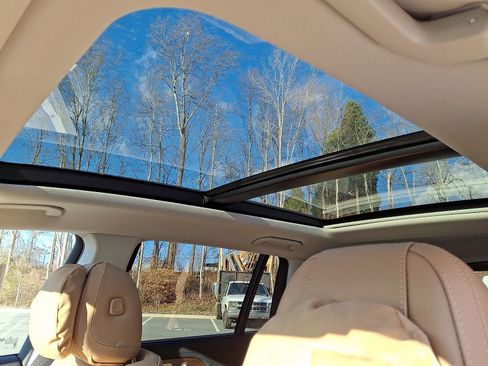 New 2026 Mercedes-Benz GLS 450 4MATIC image 10