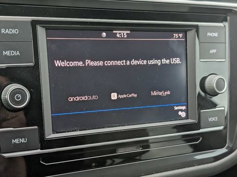 Used 2020 Volkswagen Tiguan S FWD image 19