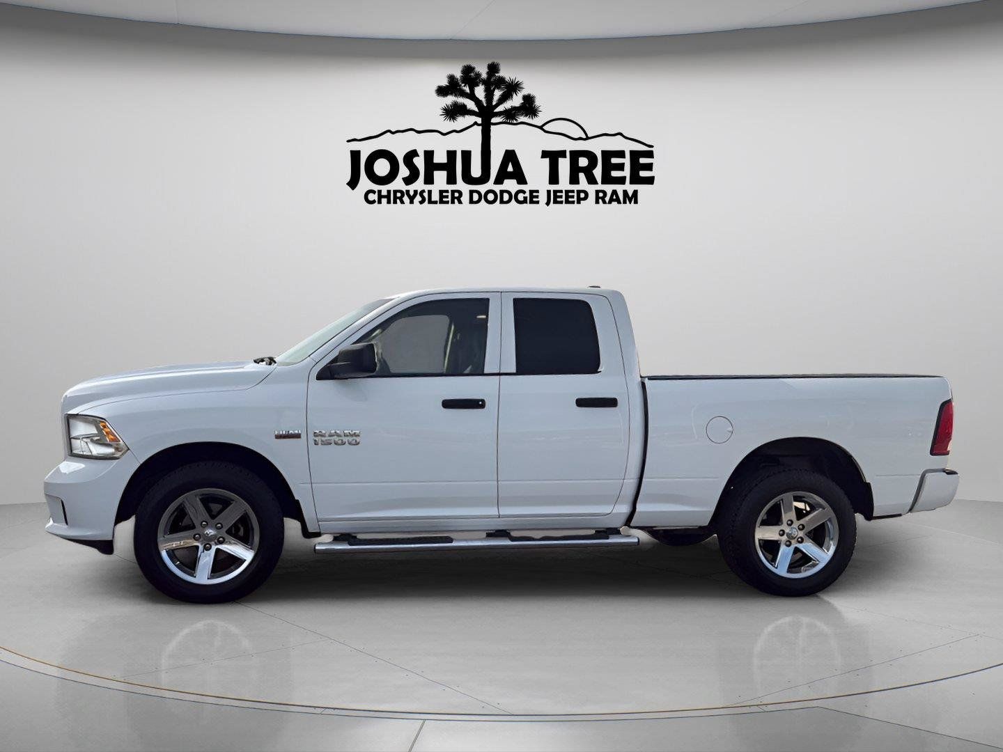 Used 2018 RAM 1500 Express w/ Express Value Package AWD/4WD image 6