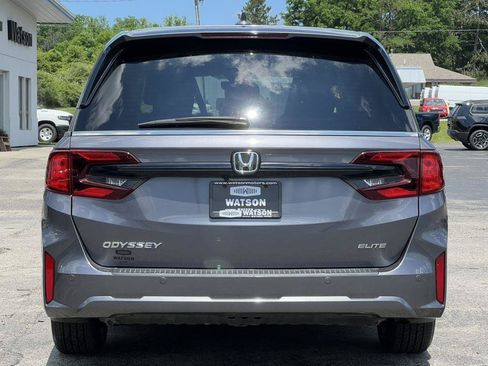 Used 2025 Honda Odyssey Elite image 39