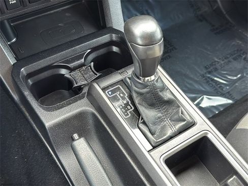 Used 2021 Toyota Tacoma TRD Off-Road image 19