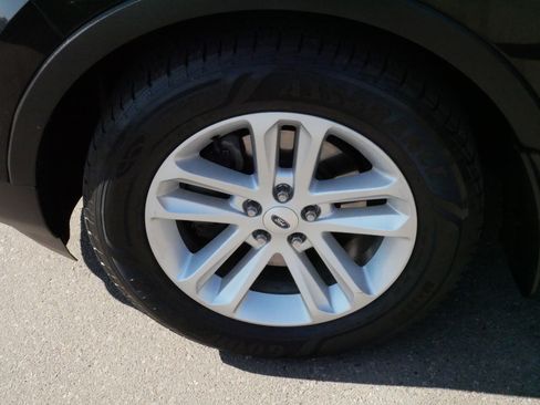 Used 2013 Ford Explorer XLT FWD image 15