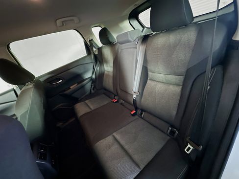 Used 2024 Nissan Rogue SV image 26