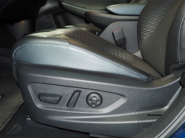 Used 2026 Nissan Leaf Platinum+ w/ Cargo Package (Platinum+) FWD image 73