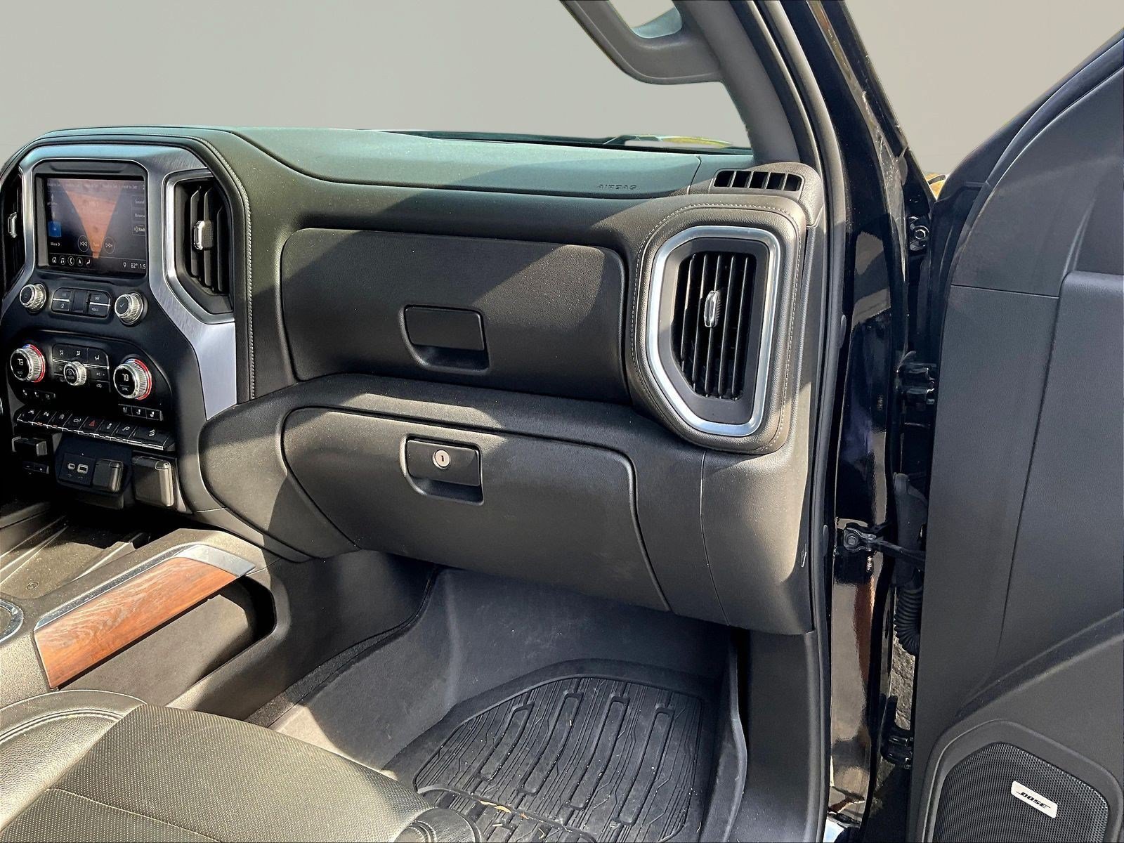 Used 2019 GMC Sierra 1500 SLT w/ SLT Premium Plus Package AWD/4WD image 27
