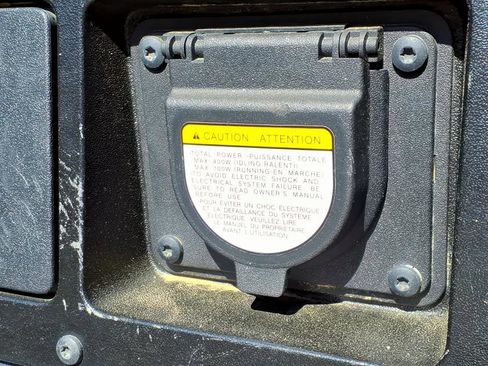 Certified 2023 Toyota Tacoma TRD Off-Road image 12