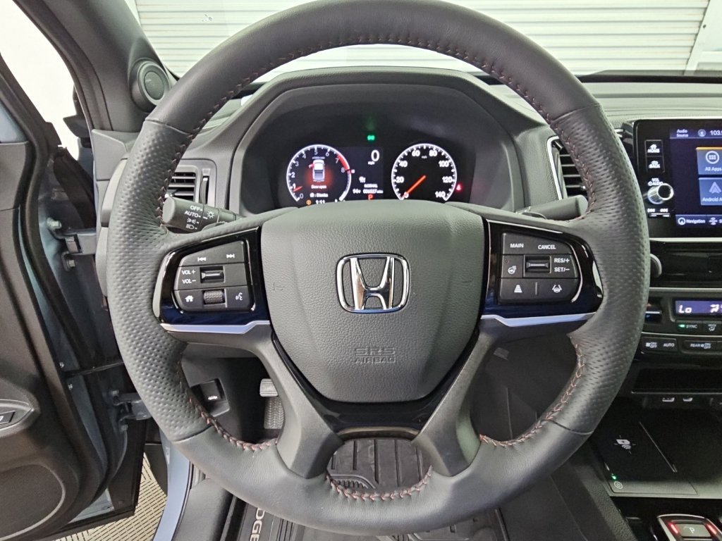 Used 2025 Honda Ridgeline Black Edition image 26