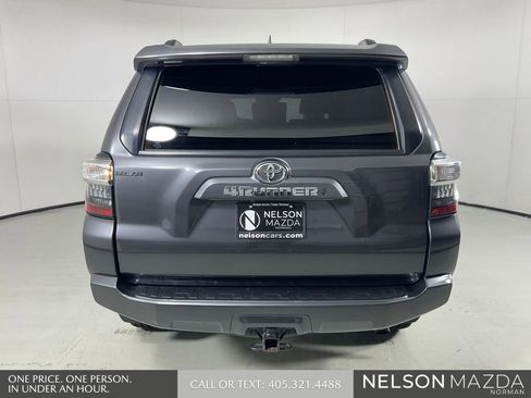 Used 2022 Toyota 4Runner SR5 RWD image 7
