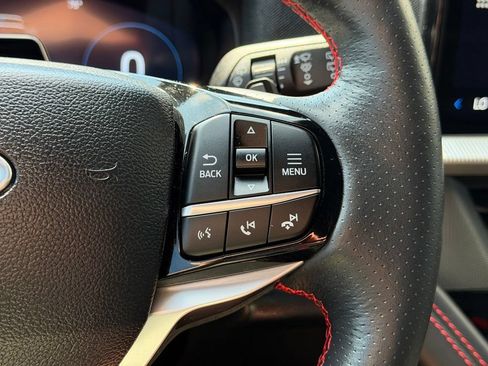 Used 2025 Ford Explorer ST AWD/4WD image 19