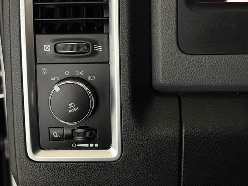 Used 2017 RAM 1500 Lone Star image 68