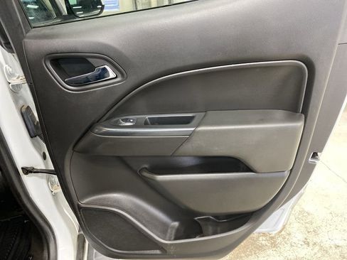 Used 2018 Chevrolet Colorado LT image 17