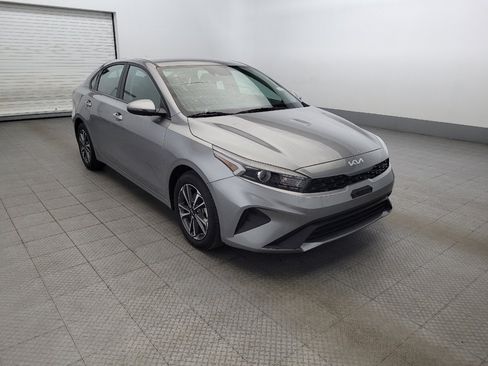 Used 2023 Kia Forte LXS w/ LXS Technology Package image 13