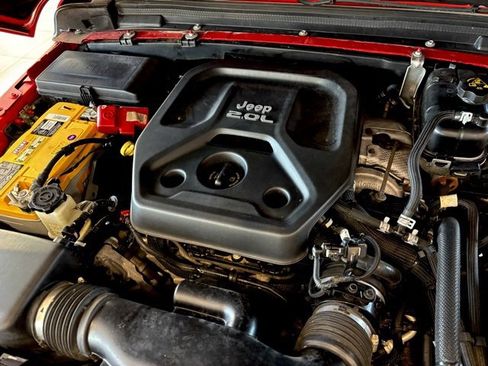 Used 2019 Jeep Wrangler Unlimited Sport S image 33