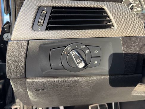 Used 2011 BMW 335is Convertible image 33