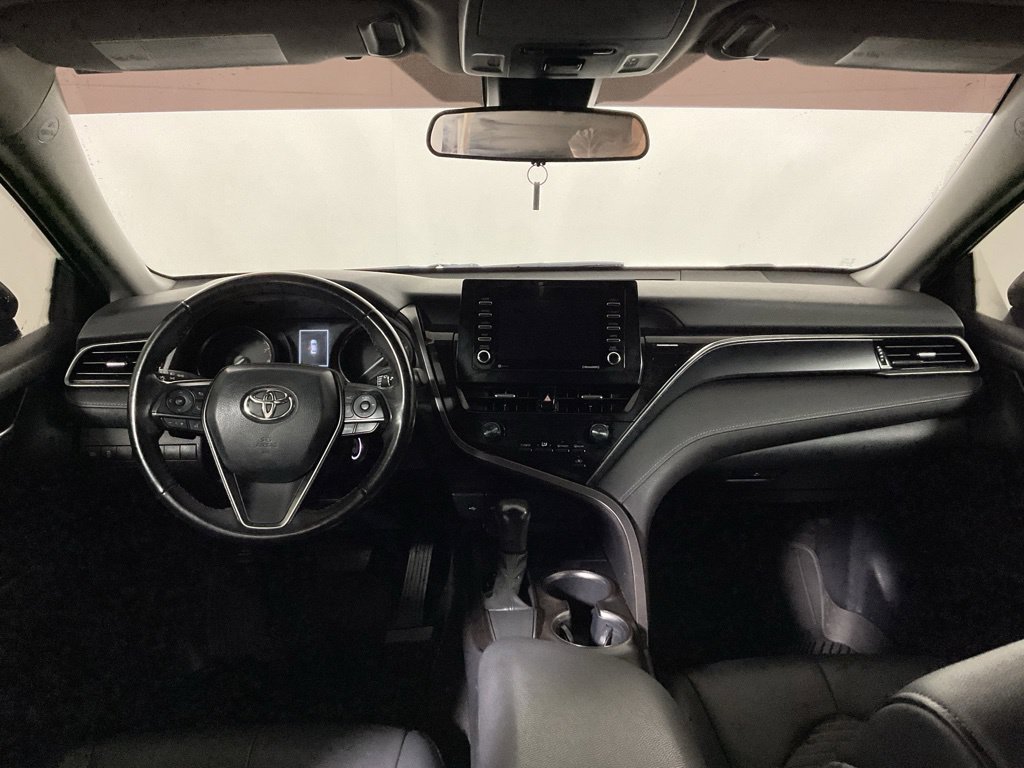 Used 2021 Toyota Camry SE FWD image 21