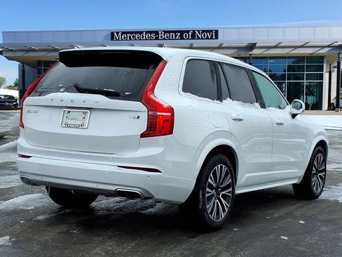 Used 2021 Volvo XC90 T6 Momentum w/ Protection Package Premier image 5