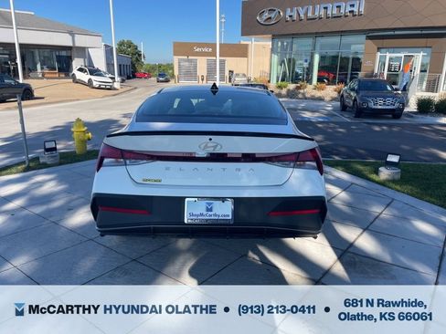 Certified 2025 Hyundai Elantra Sport FWD image 13