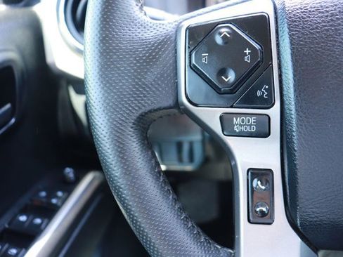 Used 2021 Toyota Tacoma SR5 RWD image 18