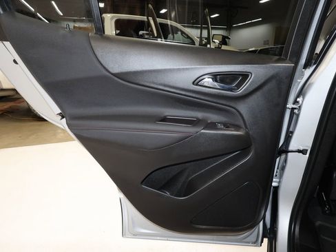 Used 2022 Chevrolet Equinox RS w/ Infotainment Package AWD/4WD image 20
