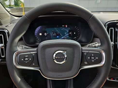 New 2026 Volvo XC40 B5 Plus w/ Protection Package Premier image 18