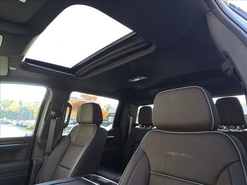 New 2026 GMC Sierra 1500 Denali w/ Denali Reserve Package image 10