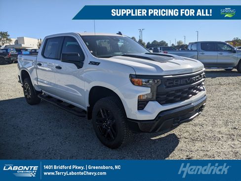 New 2026 Chevrolet Silverado 1500 Custom Trail Boss w/ Turbomax Blackout Package image 1