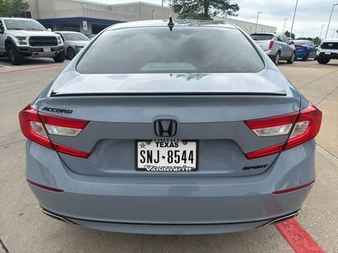 Used 2022 Honda Accord Sport image 6