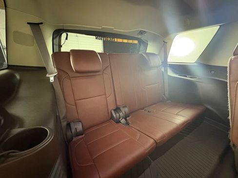 Used 2019 Chevrolet Tahoe Premier RWD image 56