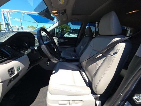 Used 2021 Honda Pilot Special Edition image 10