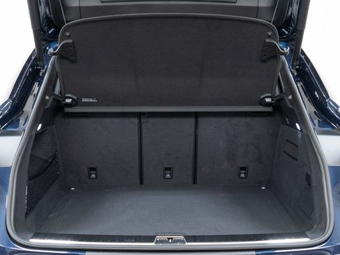 New 2026 Porsche Cayenne Coupe AWD/4WD image 13