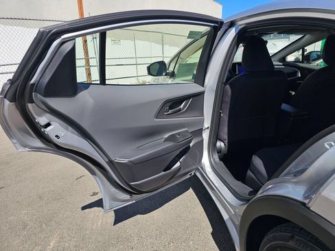 Used 2027 Toyota Prius LE FWD image 15