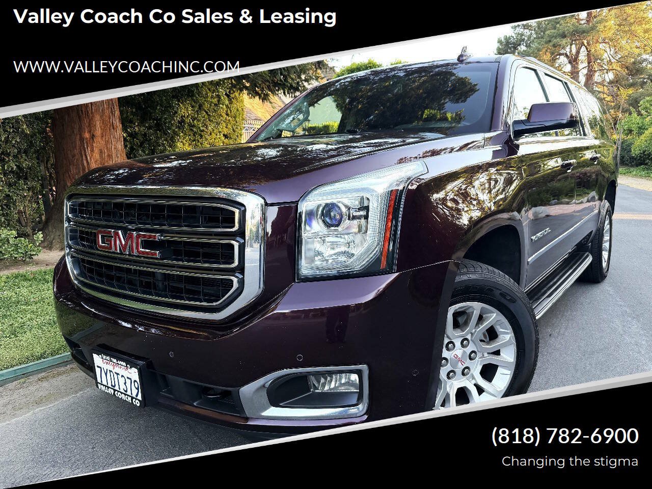 Used 2017 GMC Yukon XL SLT w/ Open Road Package AWD/4WD image 1