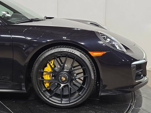 Certified 2019 Porsche 911 Targa 4 GTS AWD/4WD image 11