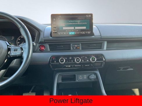 Used 2025 Honda Pilot TrailSport image 6