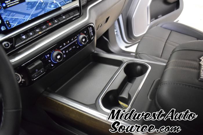 Used 2026 Chevrolet Silverado 3500 High Country w/ High Country Premium Package AWD/4WD image 30