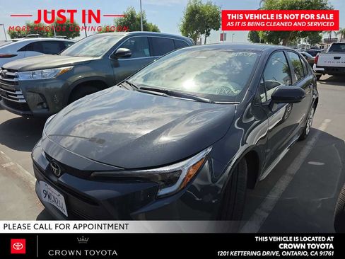 Used 2026 Toyota Corolla LE FWD image 1