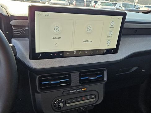 New 2025 Ford Maverick XLT w/ XLT Luxury Package image 19