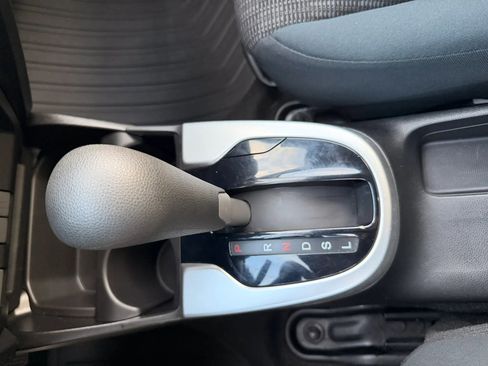Used 2017 Honda Fit LX image 36