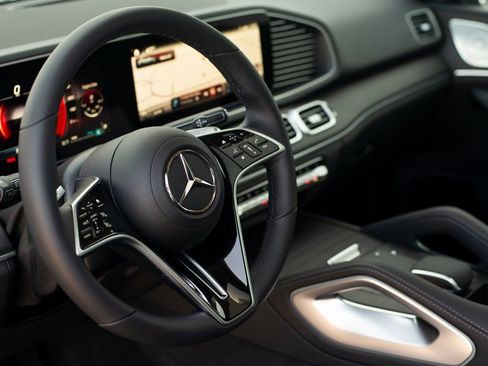 Used 2025 Mercedes-Benz GLE 350 4MATIC image 30