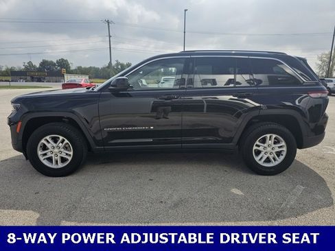 Used 2023 Jeep Grand Cherokee Laredo image 6