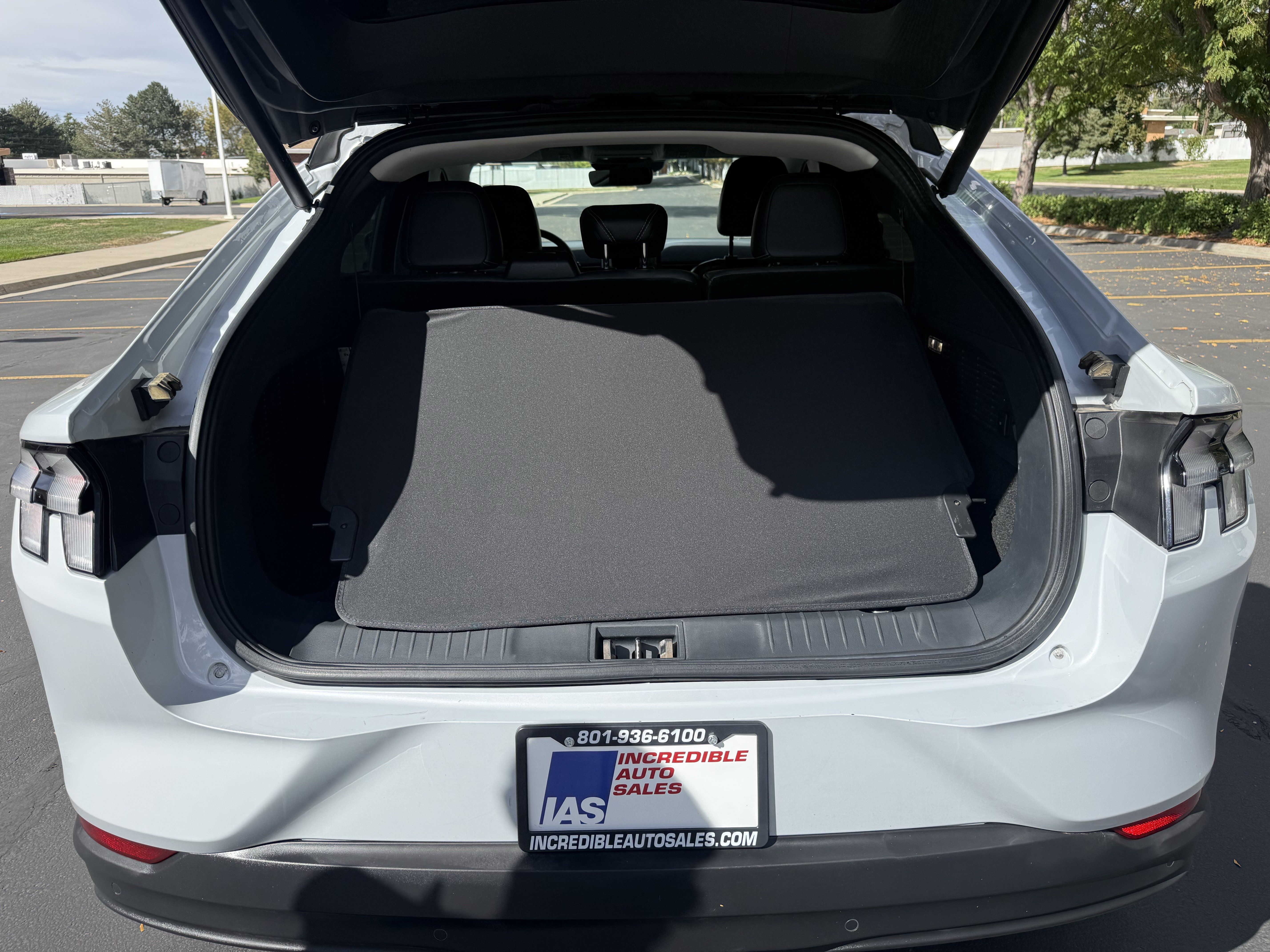 Used 2022 Ford Mustang Mach-E Select w/ Comfort/Technology Package RWD image 19