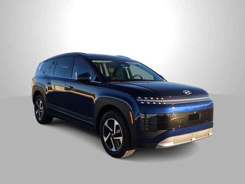 New 2026 Hyundai Ioniq 9 SE image 2