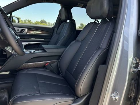 New 2026 Cadillac Vistiq Sport AWD/4WD image 24