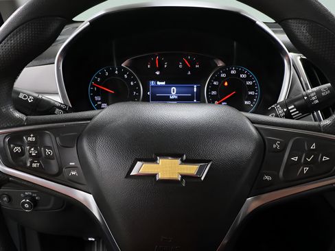 Used 2024 Chevrolet Equinox LS w/ LS Convenience Package AWD/4WD image 13