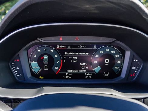 New 2025 Audi Q3 2.0T Premium image 26